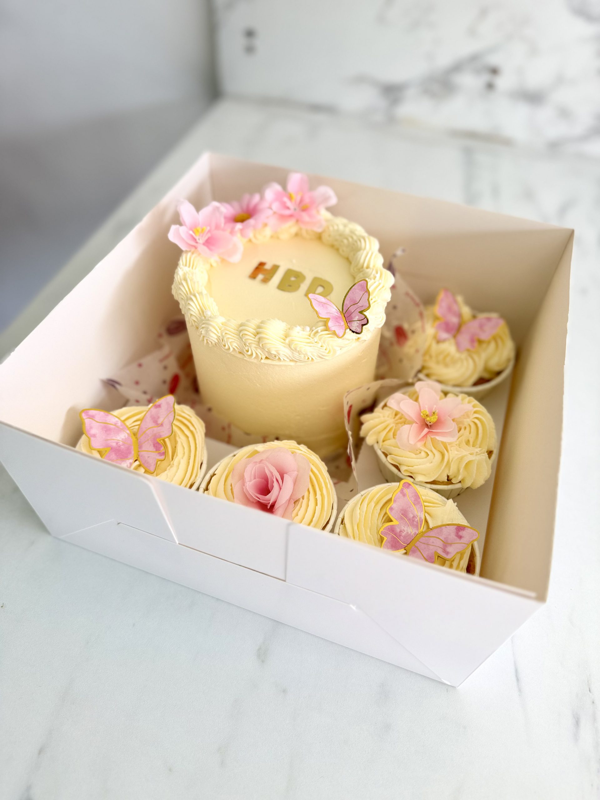 Luxury Gourmet Cupcake Gift Box