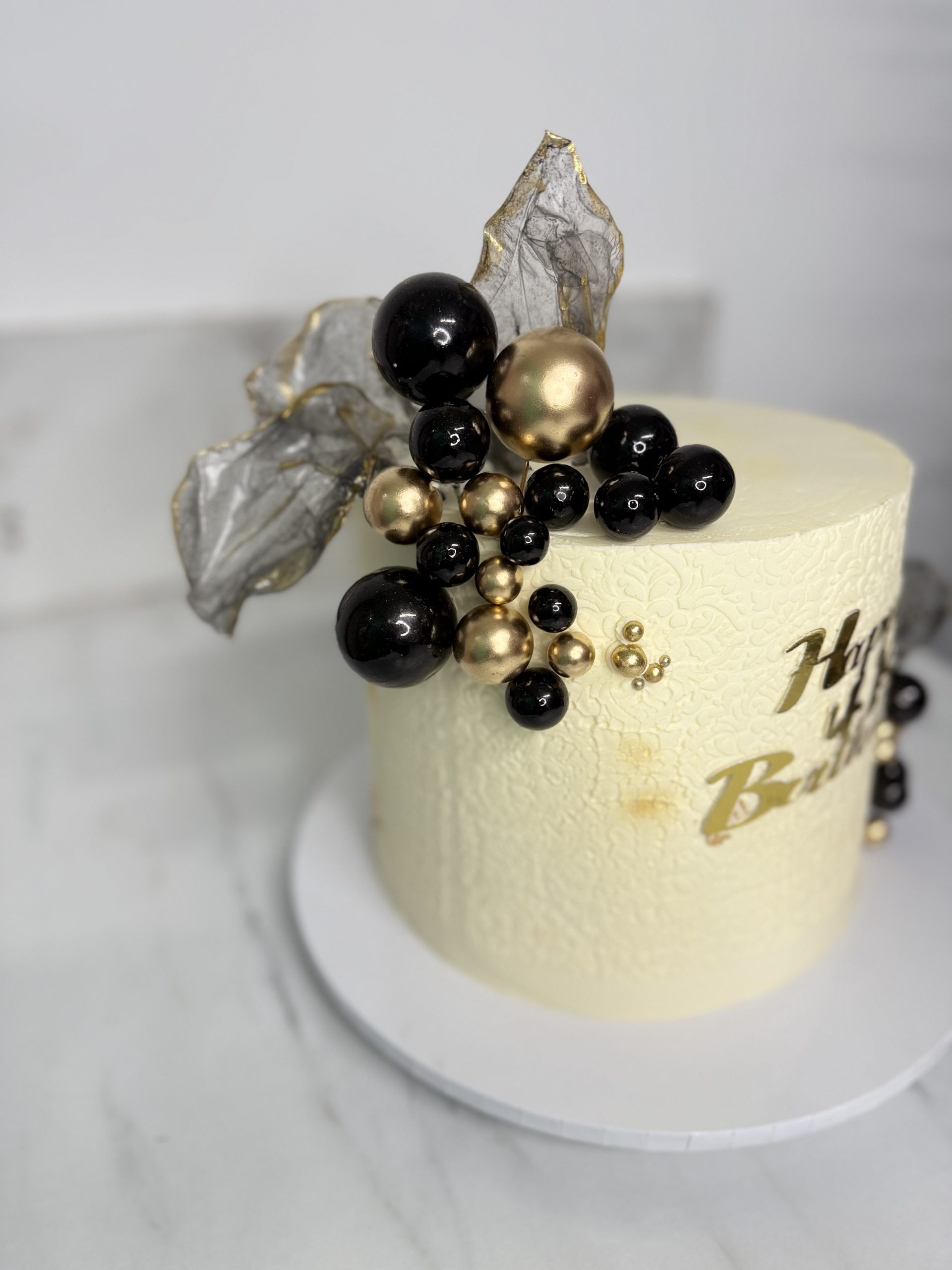 Elegant Gold & Black Luxe Birthday Cake - Image 3