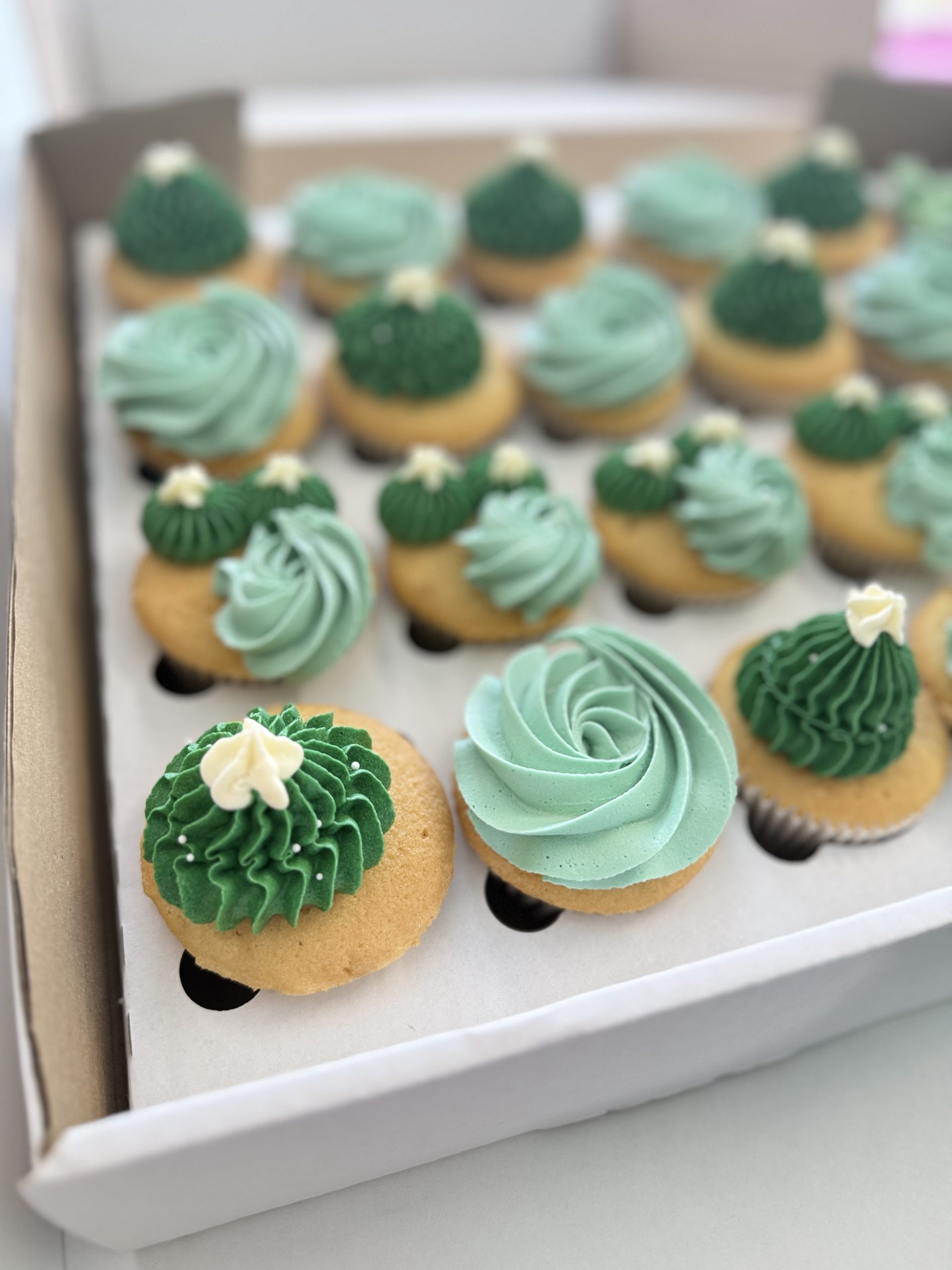 Box of Assorted Gourmet Cupcakes - Mixed Flavours - Image 3