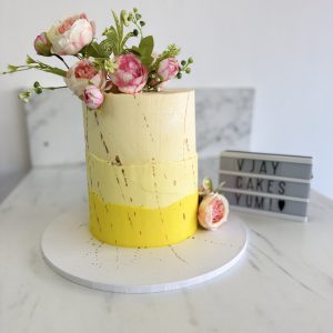 Elegant Yellow Ombre Floral Cake