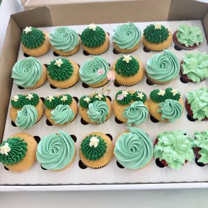 Box of Assorted Gourmet Cupcakes - Mixed Flavours
