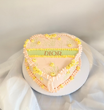 Chic Dior Inspired Heart-Shaped Cake - Image 2