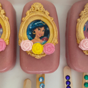 Disney Princess Tiana & Jasmine Cakesicles